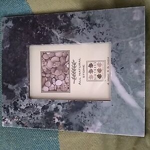 Sixtrees 4x6 Green Marble Malachite Natural Stone Photo Frame